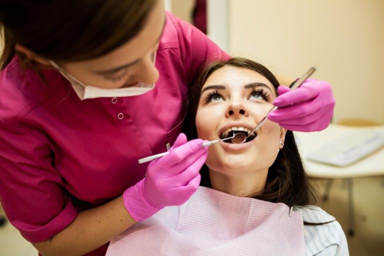 Cosmetic Dentistry - Cosmetology Dentist